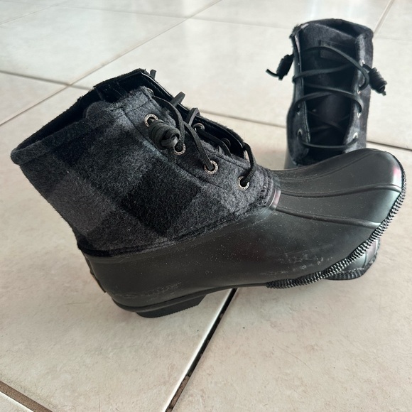 Women’s Sperry Boots size 6.5 - Picture 2 of 8
